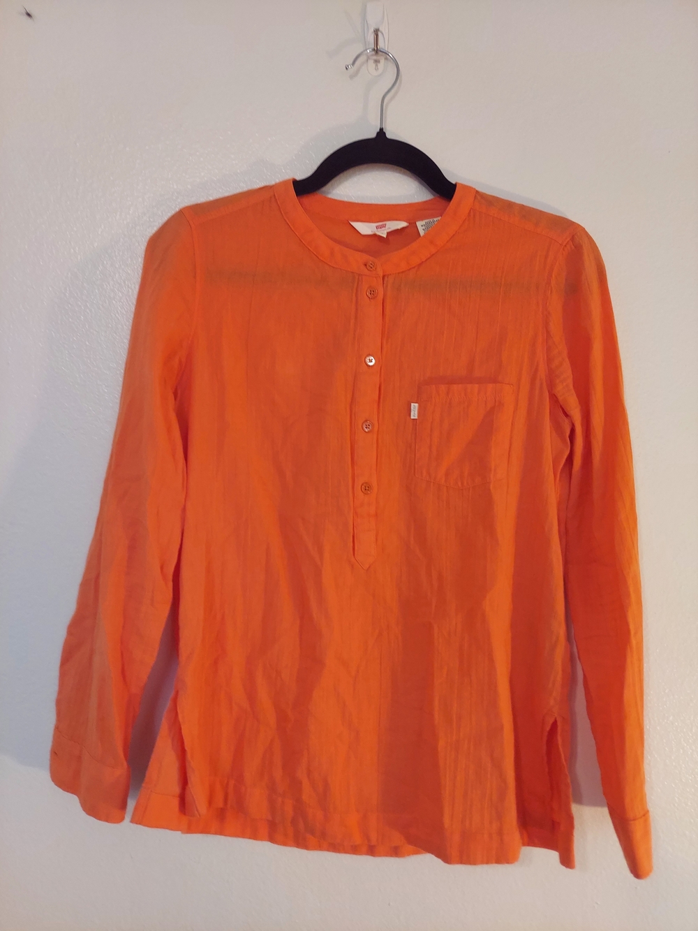 Levi's Women's Orange Long-Sleeve Henley Button Front Cotton Shirt Size XS